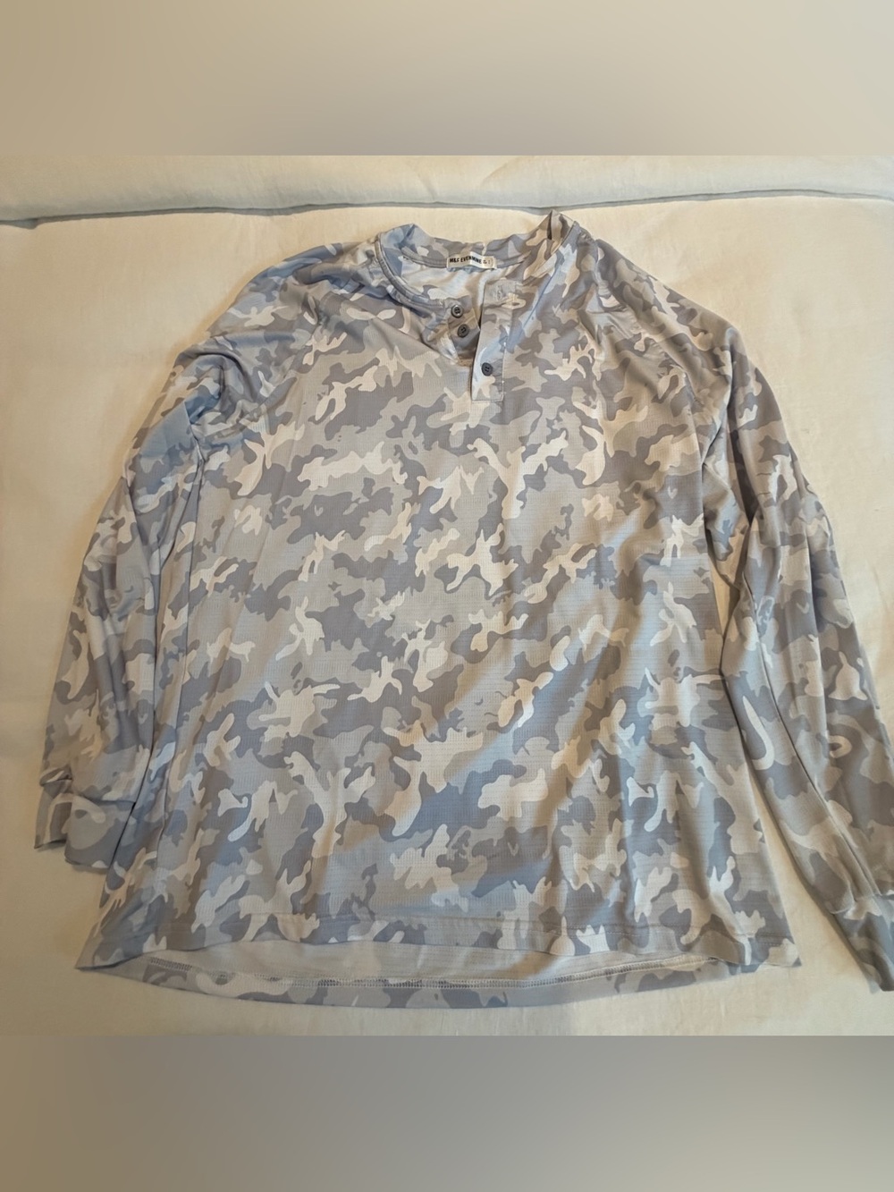 Men's Long-Sleeve Henley in Light Gray Camo